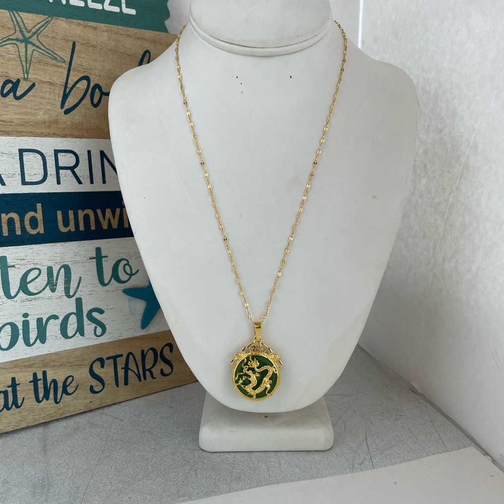 ANJALAI NECKLACE - Picture 3 of 5